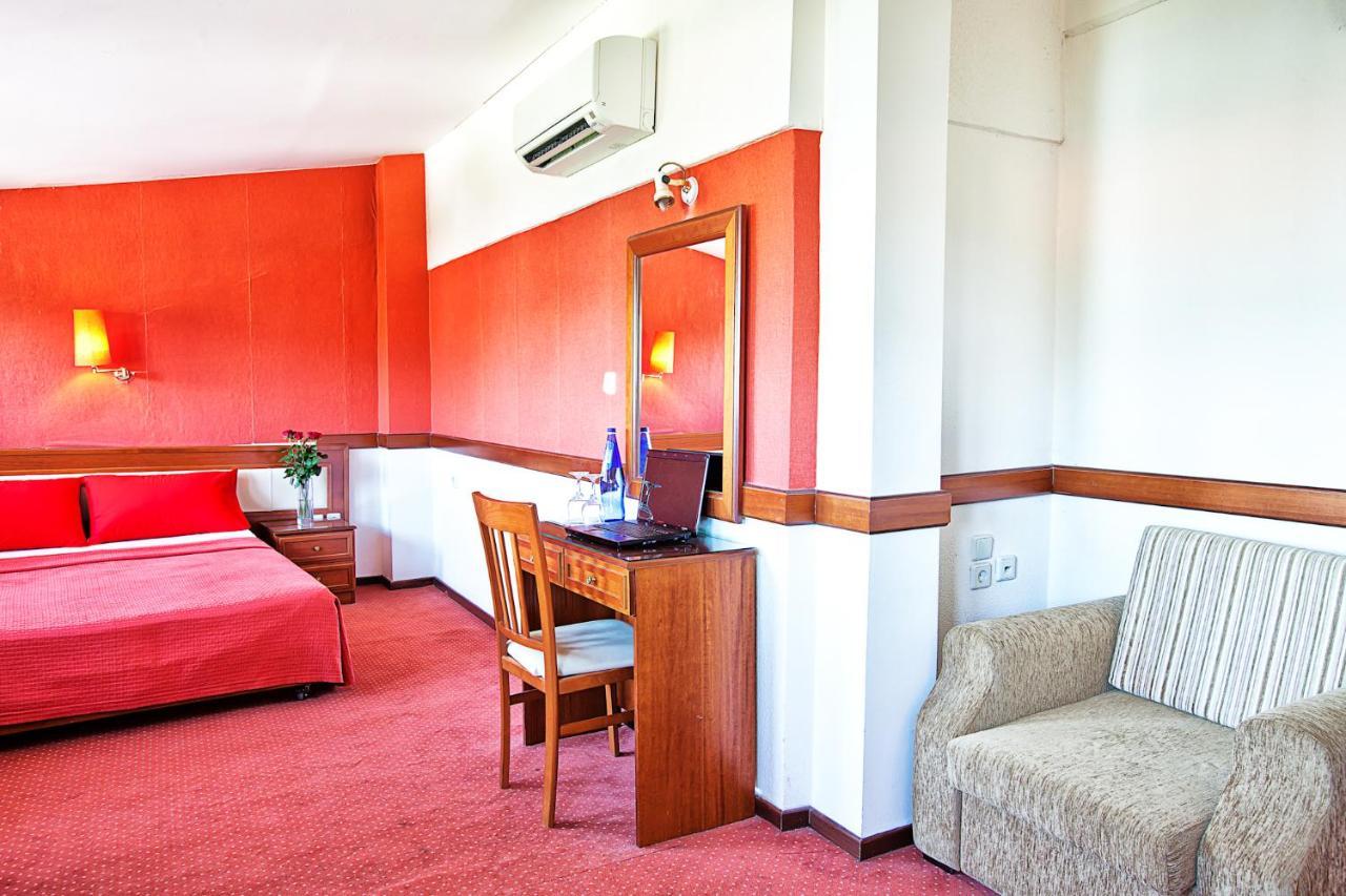 קסטוריה Anastassiou Hotel - Bike And Motorcycle Friendly Hotel מראה חיצוני תמונה