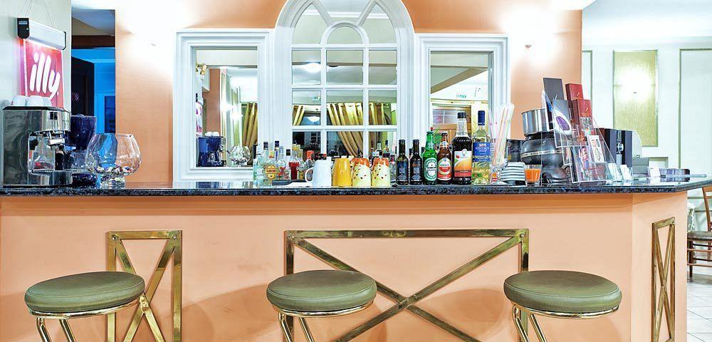 קסטוריה Anastassiou Hotel - Bike And Motorcycle Friendly Hotel מראה חיצוני תמונה